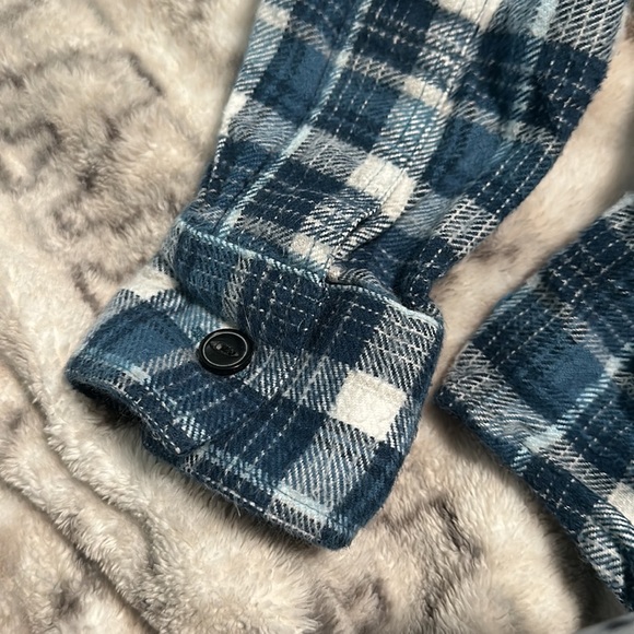 Stussy Womens Plaid Quilted Blue Flannel Button Up Top - Picture 6 of 7